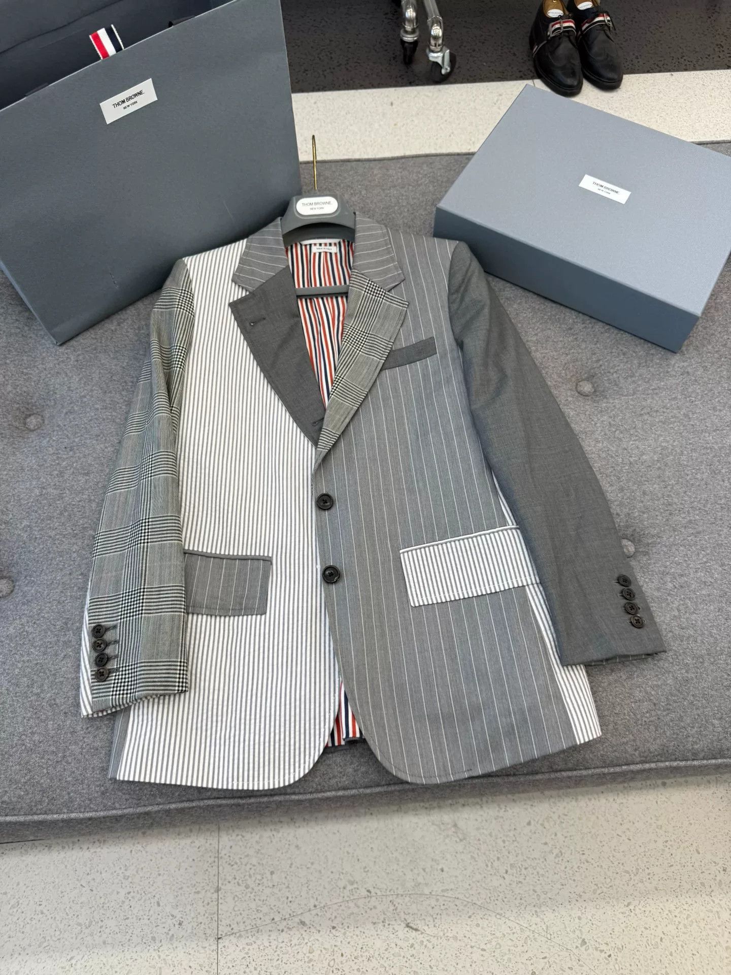 Thom Browne Thom Browne Colorblock Women's Blazer Size US S / EU 44-46 / 1 - 3 Thumbnail