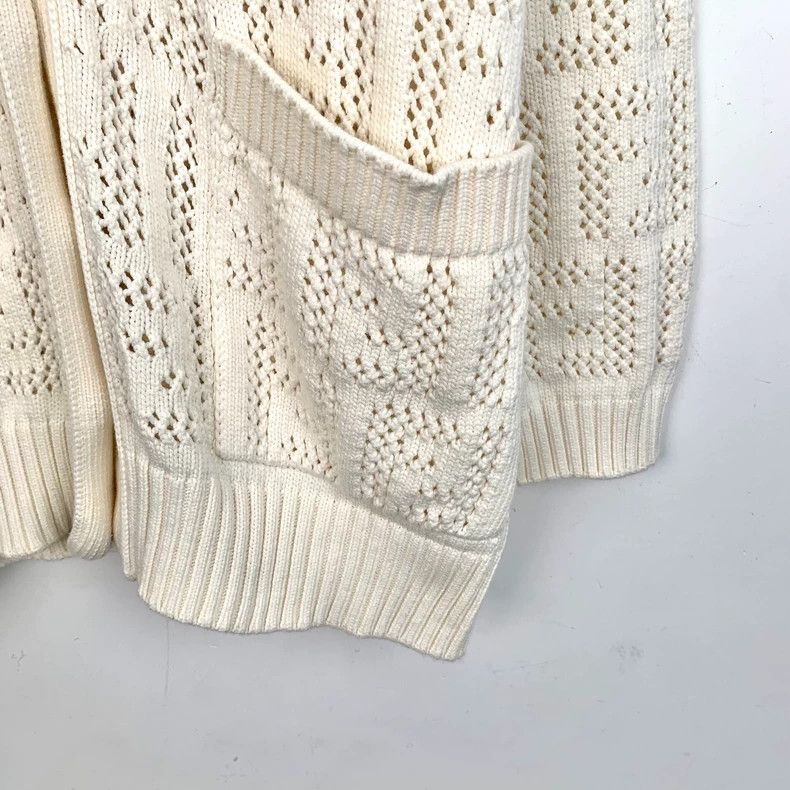 Fendi Fendi Logo Cutout V-Neck Knit Cardigan Size US S / EU 44-46 / 1 - 4 Thumbnail