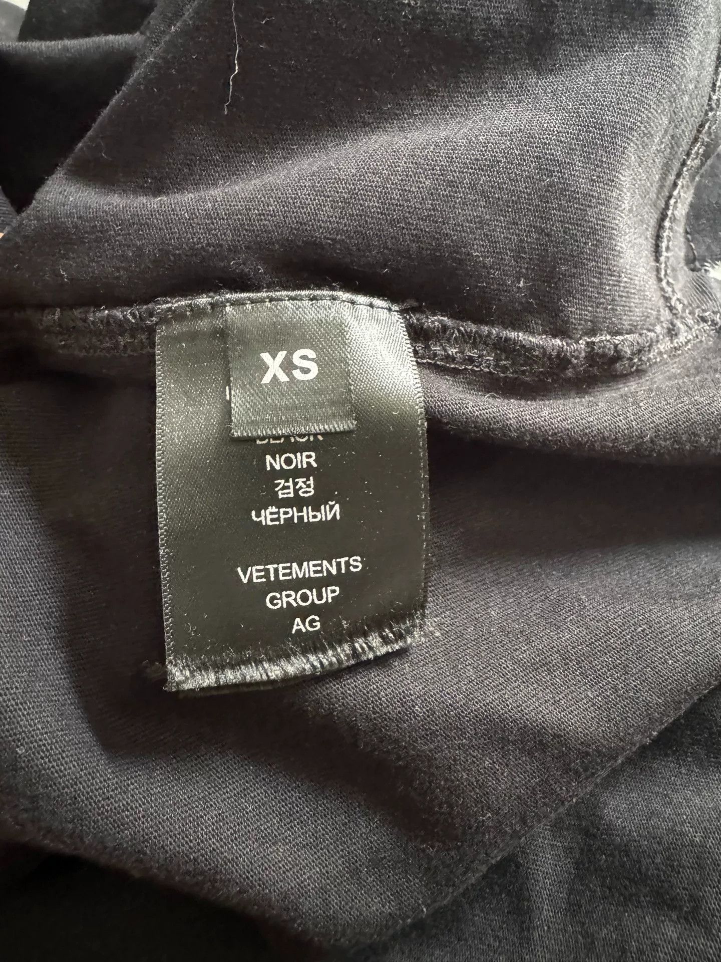 Vetements Vetements 23SS Logo-Appliqued Sweatshirt Size US XS / EU 42 / 0 - 5 Thumbnail