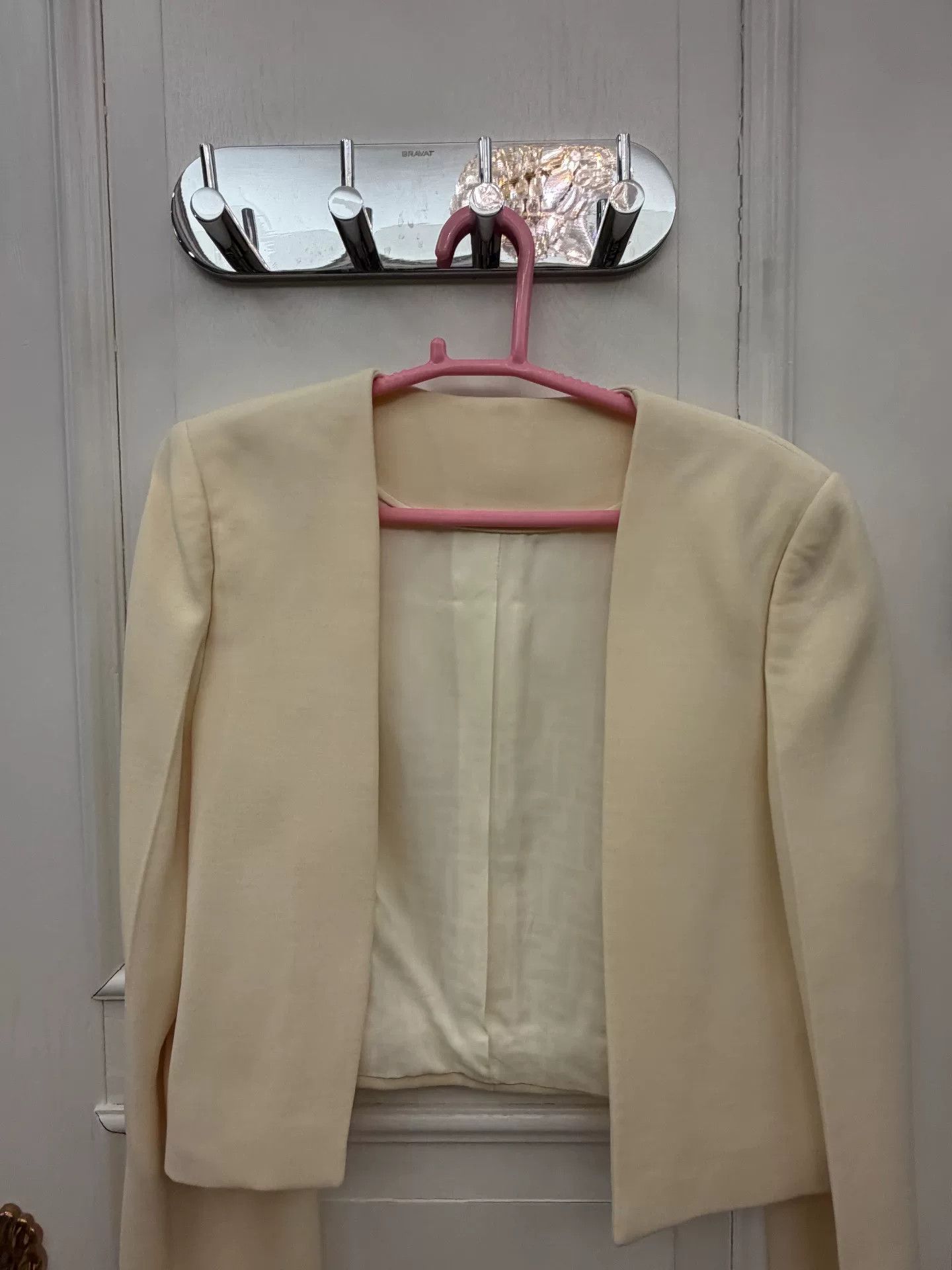 Fendi Fendi Ivory Suit Three-Piece Set Size US S / EU 44-46 / 1 - 6 Thumbnail
