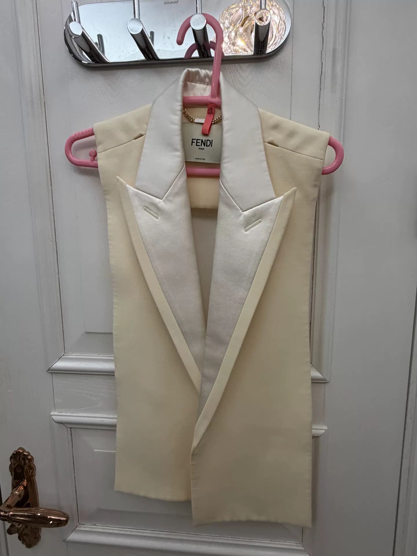Fendi Fendi Ivory Suit Three-Piece Set Size US S / EU 44-46 / 1 - 5 Thumbnail