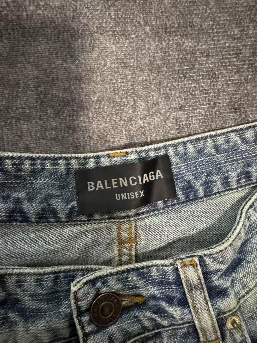 Balenciaga Balenciaga SS25 Distressed Straight Jeans Size US 26 / EU 42 - 3 Thumbnail