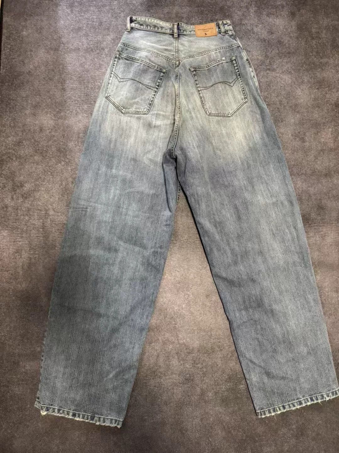 Balenciaga Balenciaga SS25 Distressed Straight Jeans Size US 26 / EU 42 - 2 Thumbnail