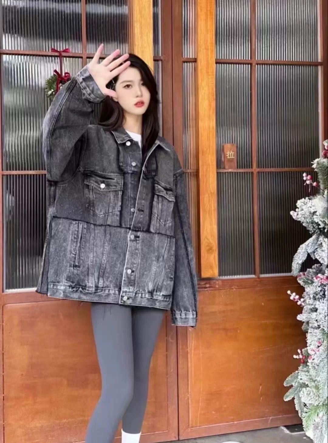 Balenciaga Balenciaga Distressed Denim Jacket Size US XS / EU 42 / 0 - 5 Thumbnail