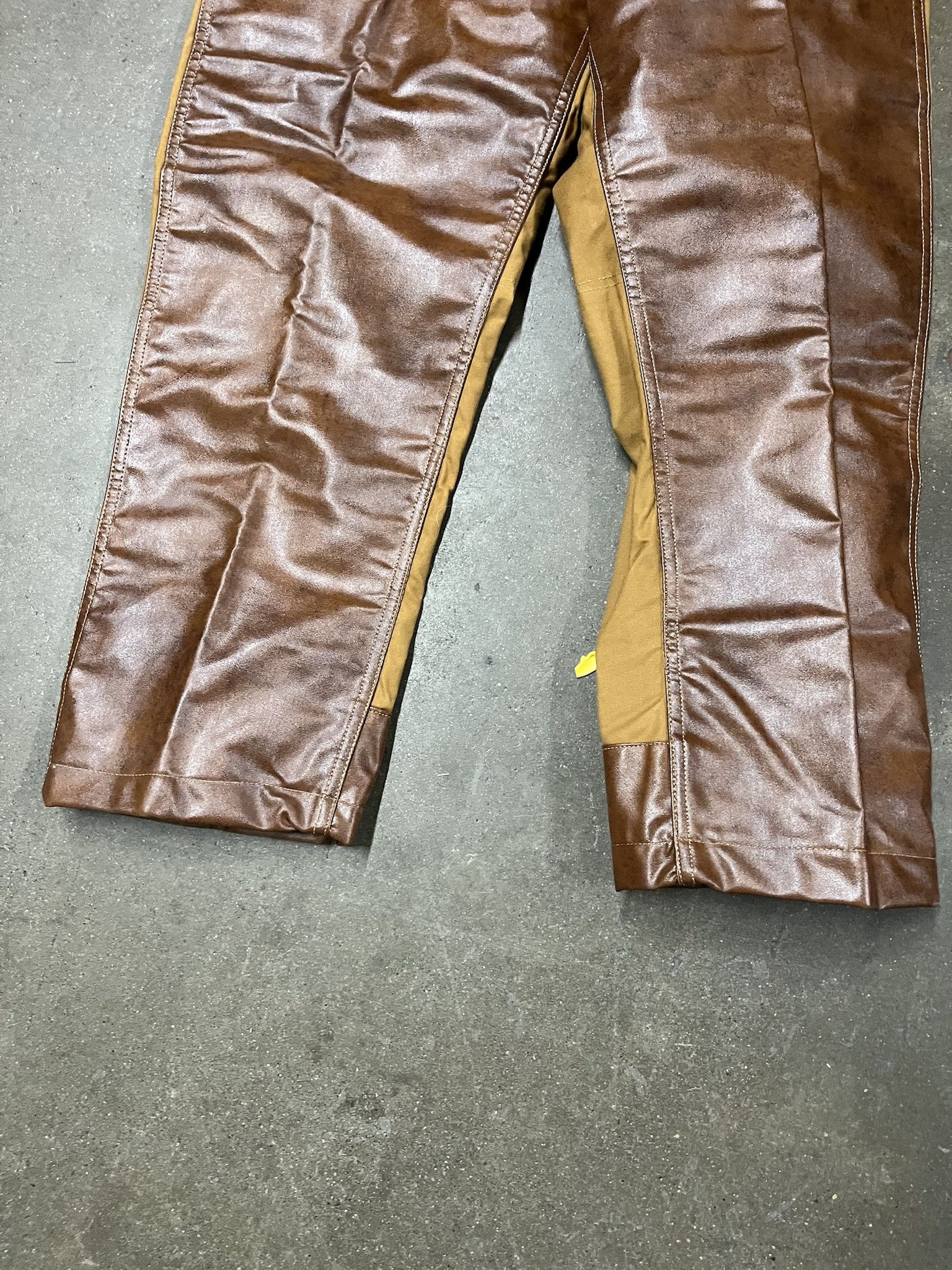 Carhartt × Vintage Vintage 1960s Deadstock Leather Front Double Front Trousers Size 39 Size US 39 - 3 Thumbnail