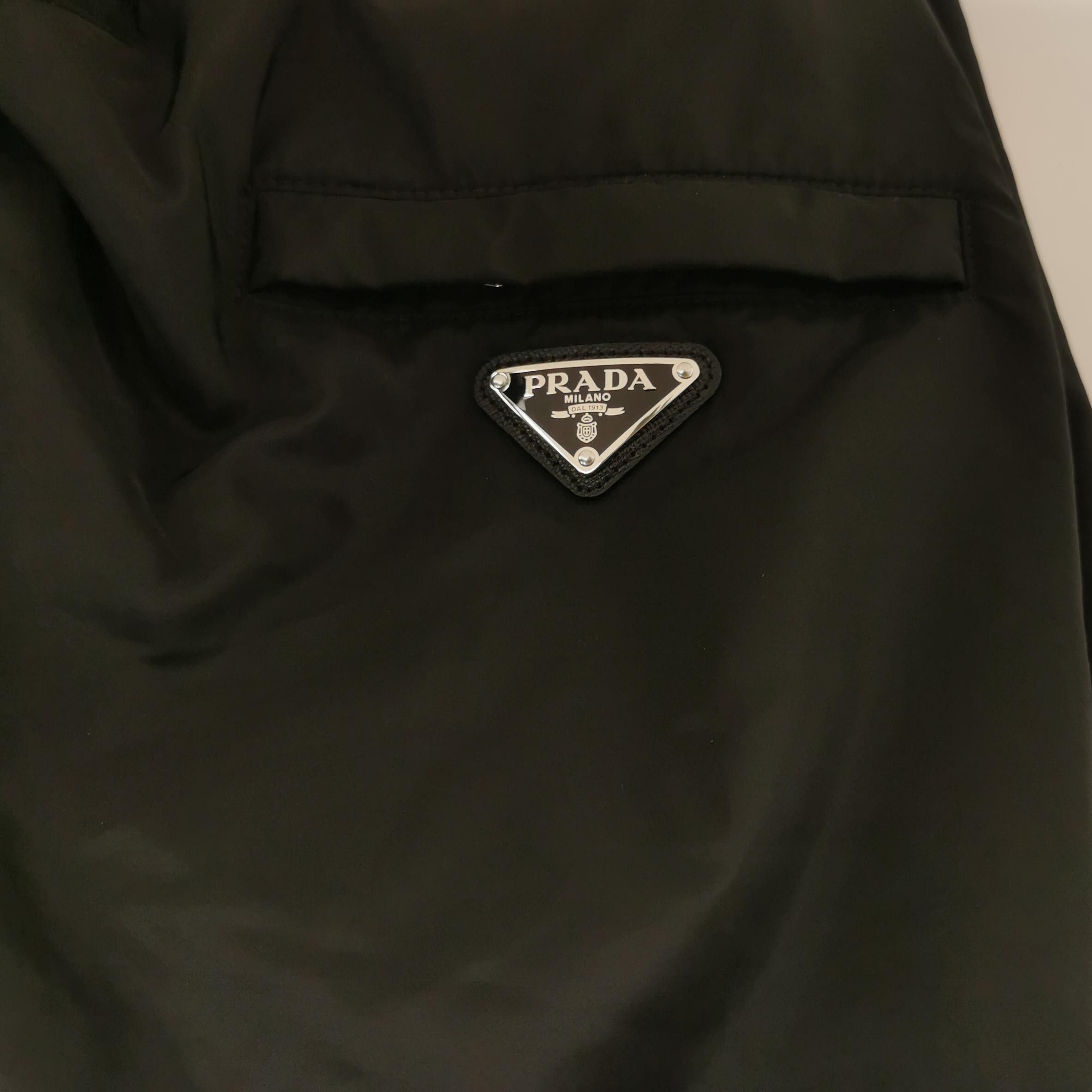 Prada Prada S Size Solid Hooded Triangle Logo Padded Jacket Size US S / EU 44-46 / 1 - 5 Thumbnail