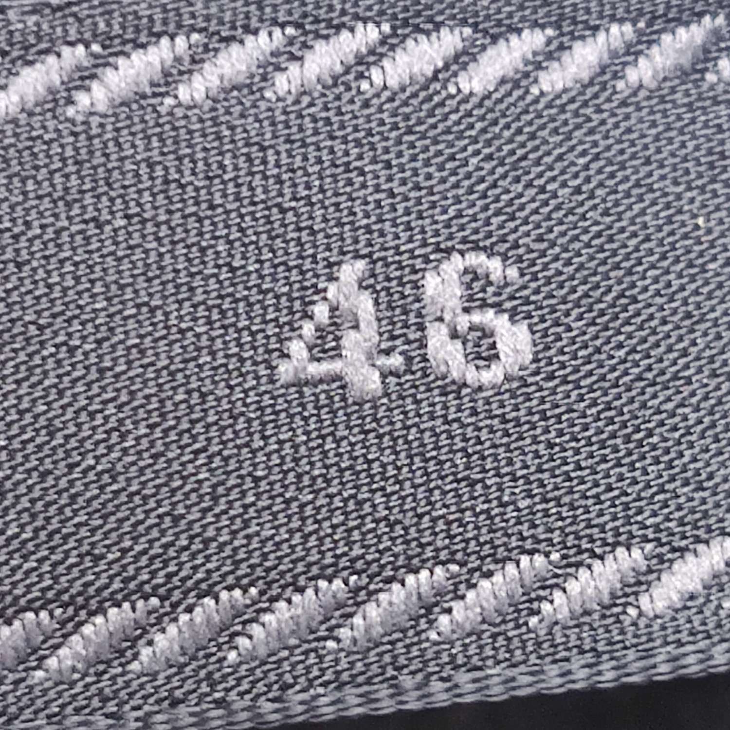 Prada Prada Wool Blend Logo Crew Neck Sweater Size US S / EU 44-46 / 1 - 11 Thumbnail