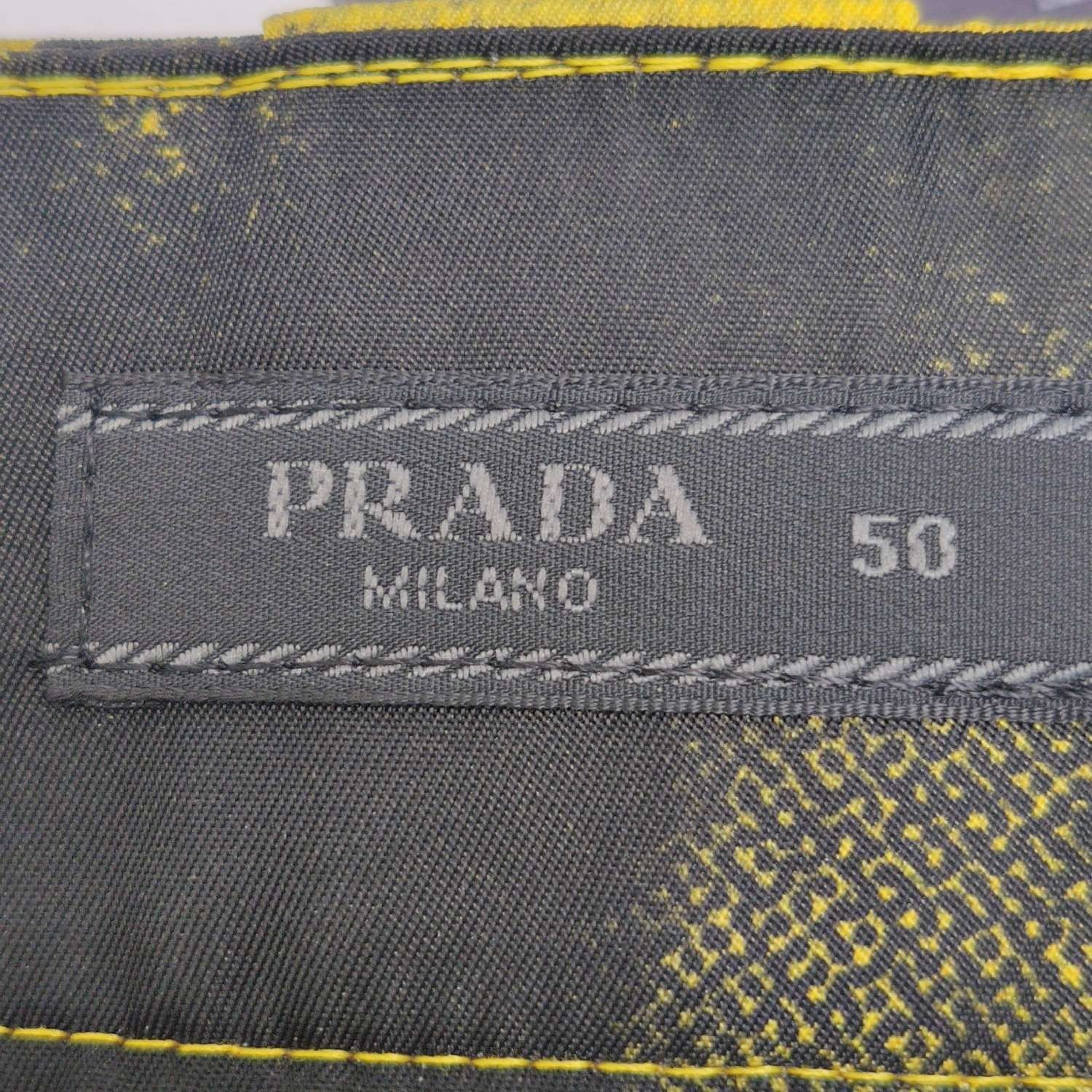 Prada Prada Yellow Print Shorts Size L Size US 36 / EU 52 - 10 Thumbnail