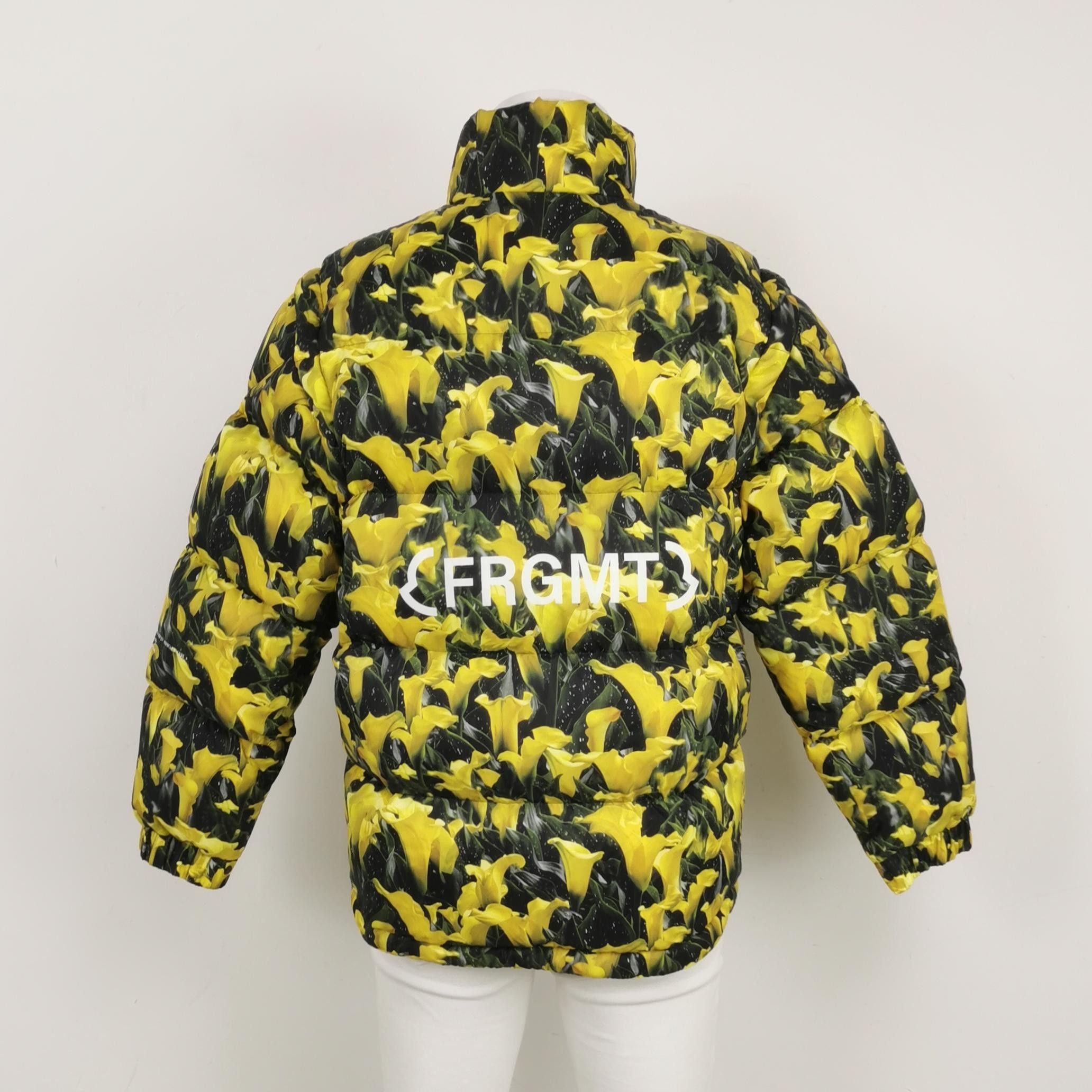Moncler Moncler Yellow Floral Print Down Jacket S Size US S / EU 44-46 / 1 - 3 Thumbnail