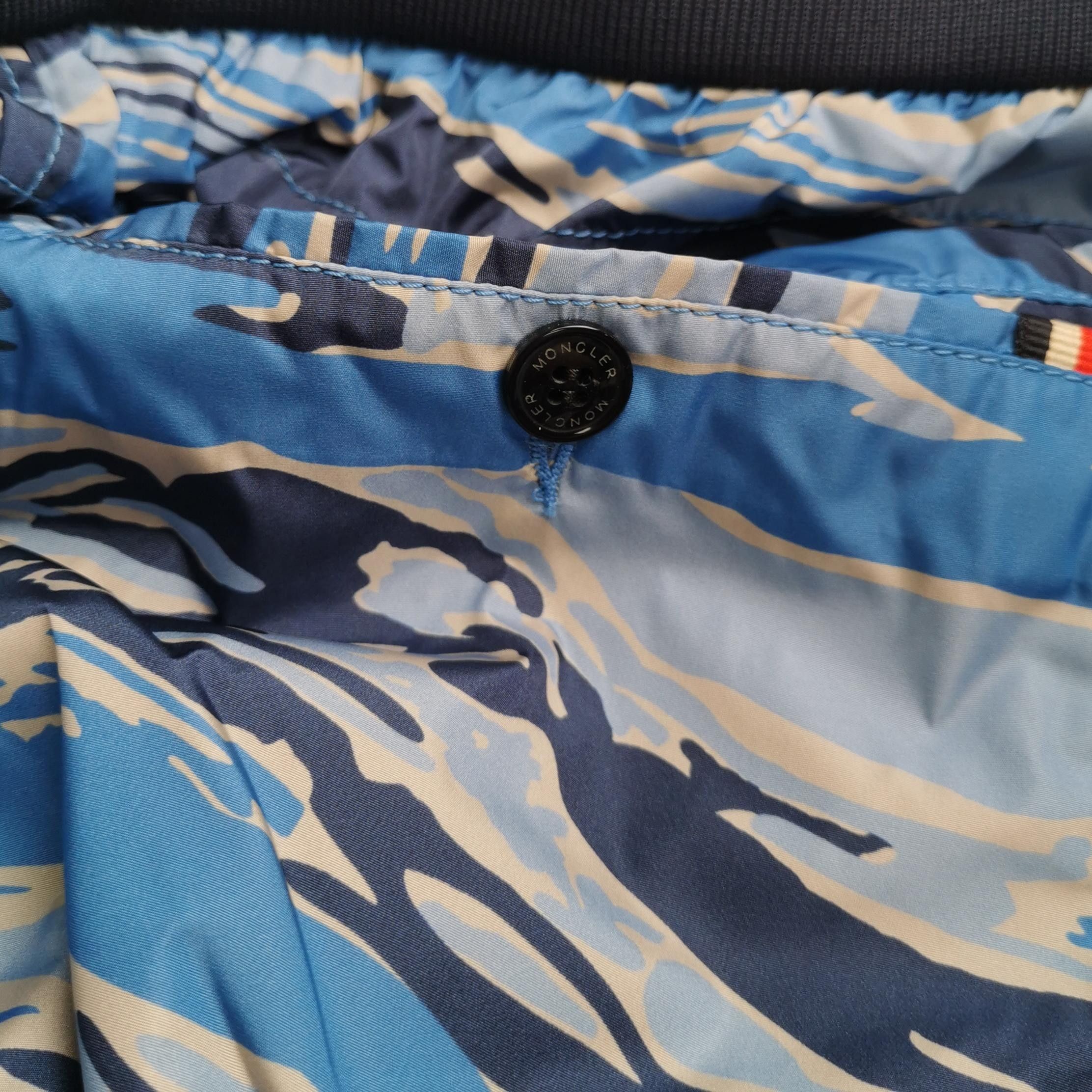 Moncler Moncler Blue Camo Print L/50 Track Pants Size US 34 / EU 50 - 5 Thumbnail
