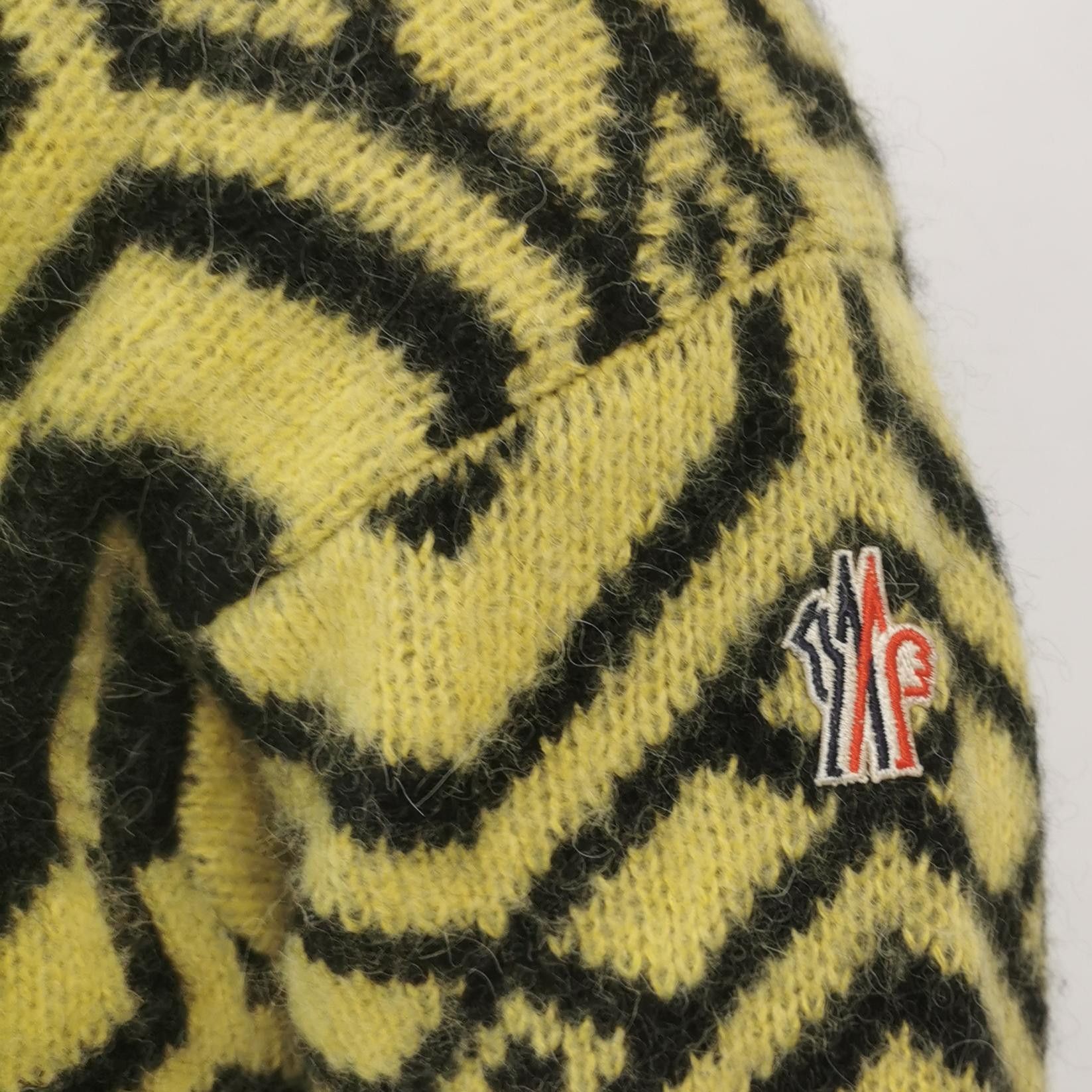 Moncler Moncler L Wool-Alpaca Blend Patterned Crewneck Sweater Size US L / EU 52-54 / 3 - 5 Thumbnail
