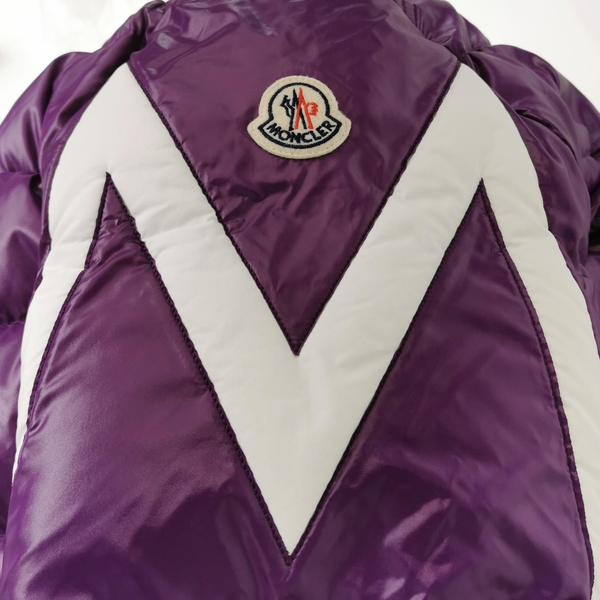 Moncler Moncler Purple Logo Puffer Jacket S Size Size US S / EU 44-46 / 1 - 6 Thumbnail