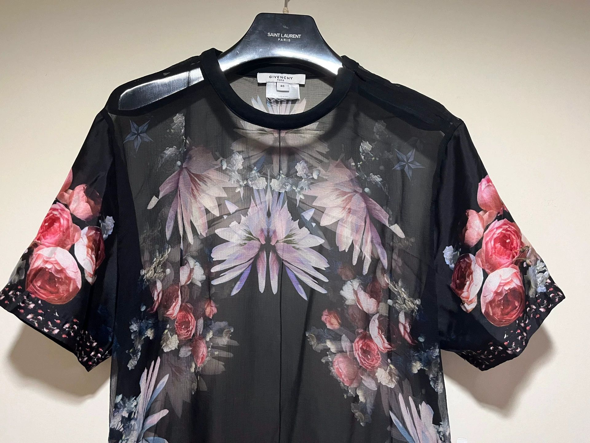Givenchy Givenchy Silk Floral Print Short Sleeve T-shirt Size US XL / EU 56 / 4 - 3 Thumbnail