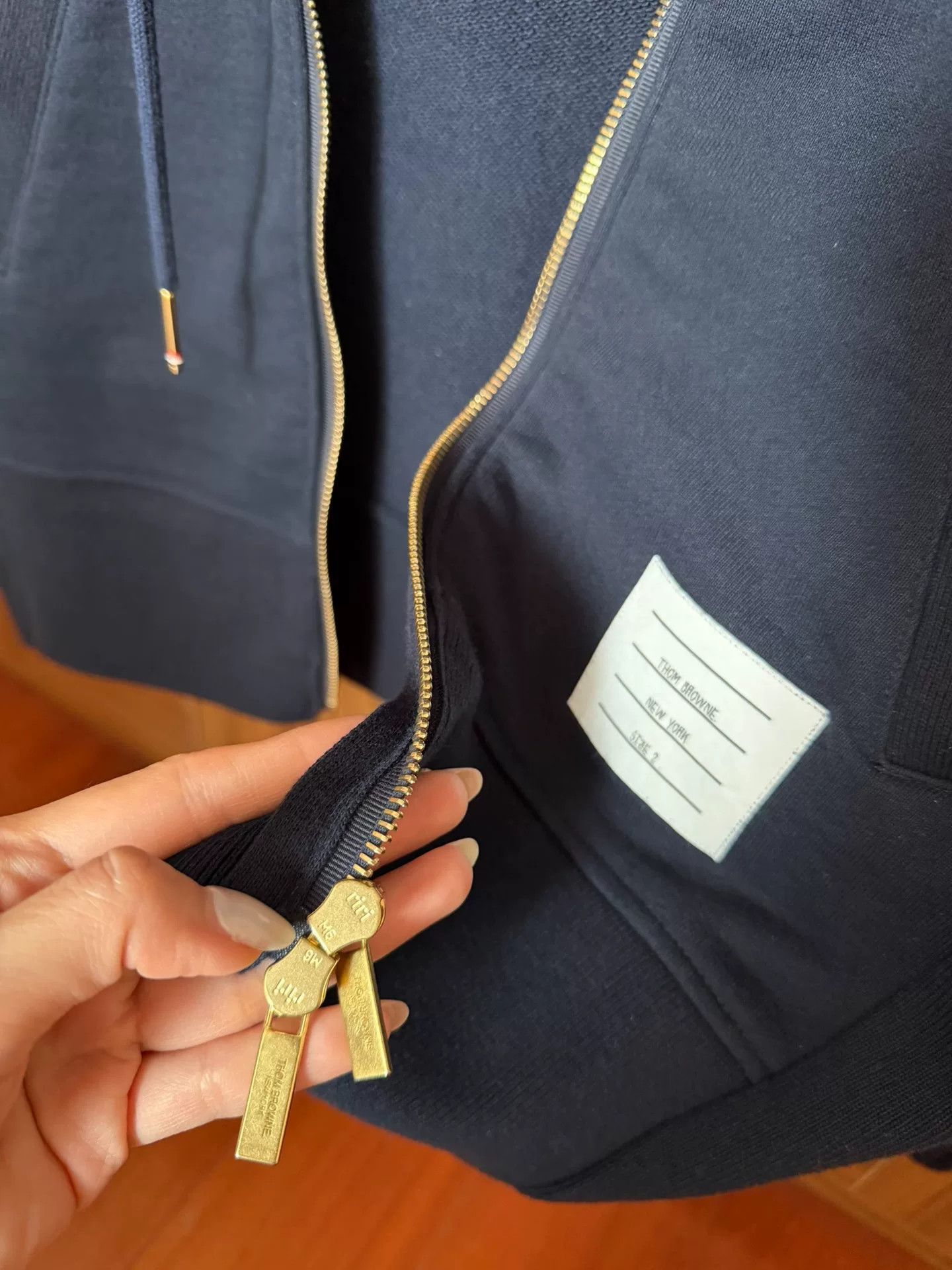 Thom Browne thom browne classic striped hoodie in navy Size US M / EU 48-50 / 2 - 5 Thumbnail