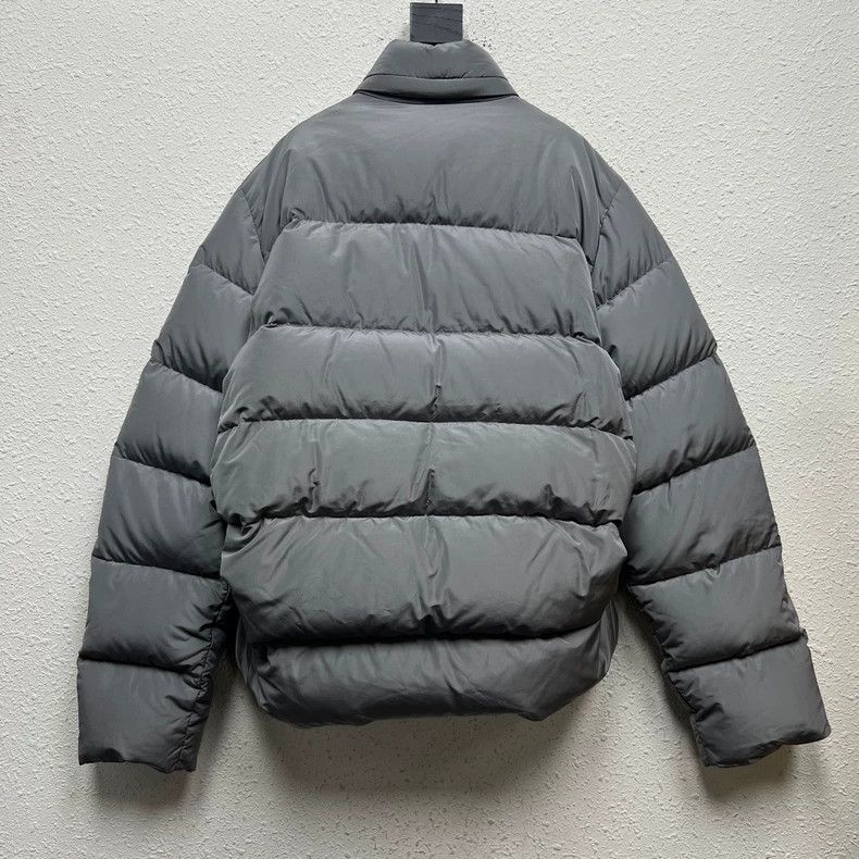 Balenciaga Balenciaga Gray C-Shape Down Jacket Size US L / EU 52-54 / 3 - 2 Thumbnail