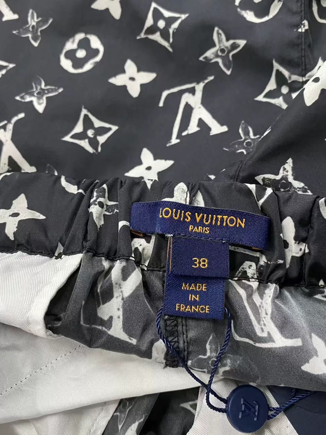 Louis Vuitton Louis Vuitton Monogram Print Shorts Size US 38 / EU 54 - 5 Thumbnail