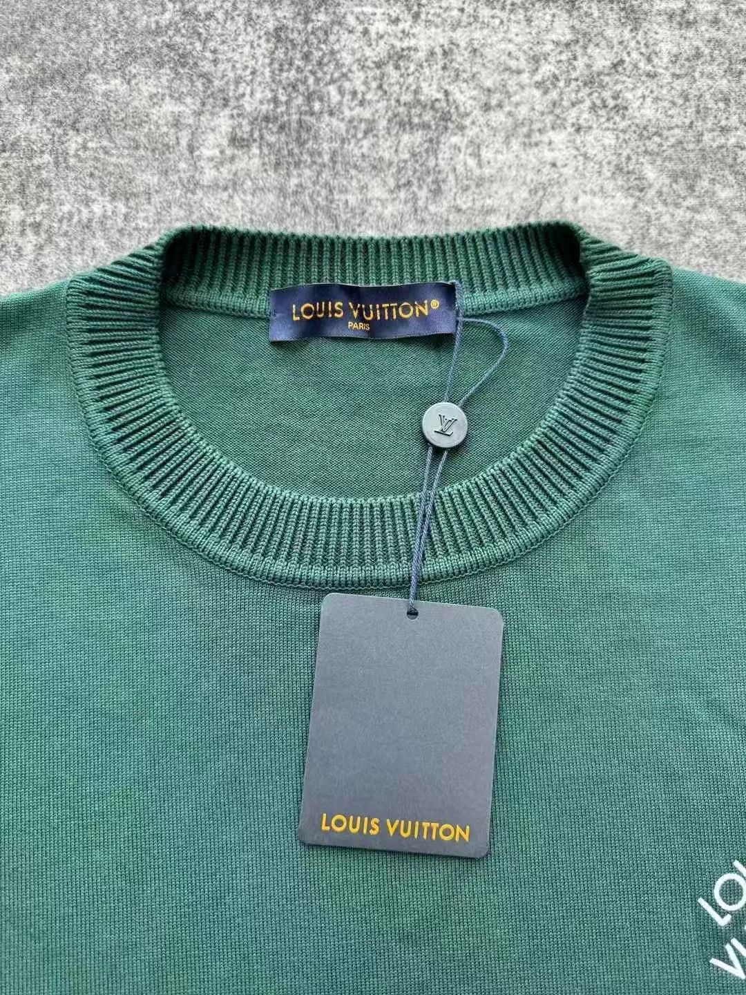 Louis Vuitton Louis Vuitton Green Knit Pin Short Sleeve Size US XXL / EU 58 / 5 - 3 Thumbnail