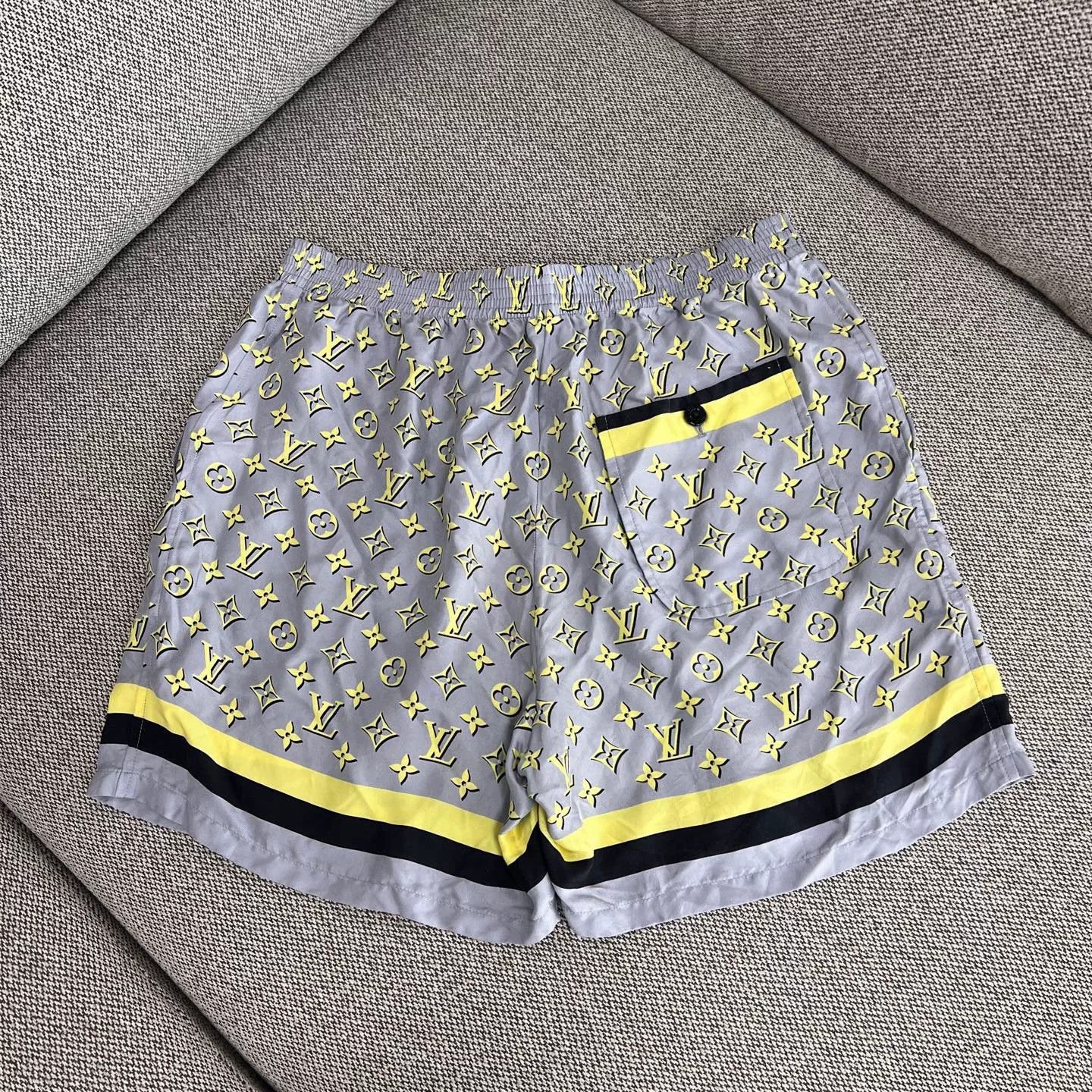 Louis Vuitton Louis Vuitton Blue Monogram Silk Shorts Size US 38 / EU 54 - 2 Thumbnail