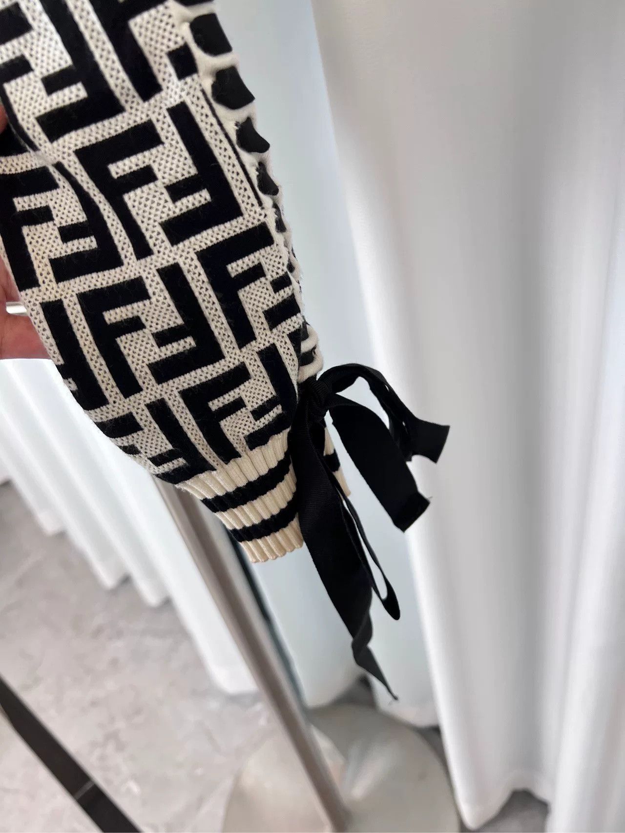 Fendi FENDI Monogram Print Cotton Sweater Size US XS / EU 42 / 0 - 4 Thumbnail