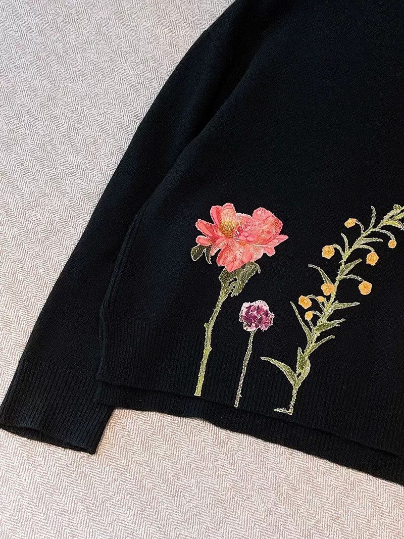 Valentino Valentino Sequin Embroidered Cashmere Sweater Size US XS / EU 42 / 0 - 5 Thumbnail