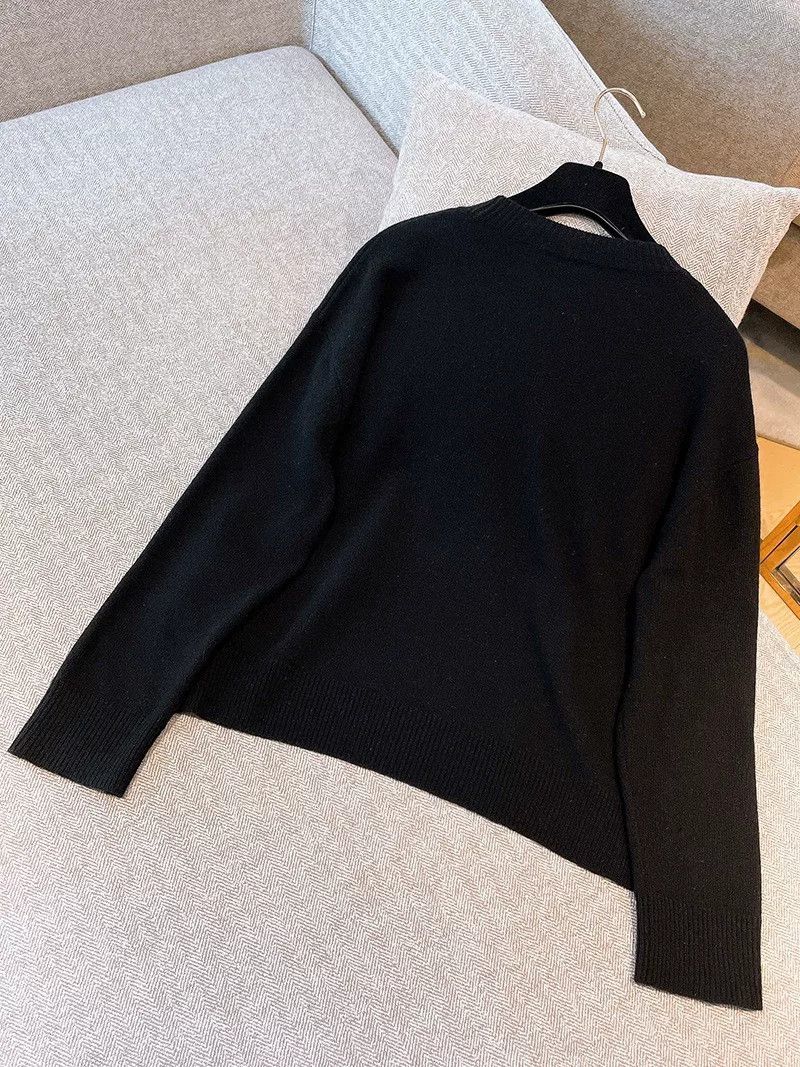 Valentino Valentino Sequin Embroidered Cashmere Sweater Size US XS / EU 42 / 0 - 3 Thumbnail
