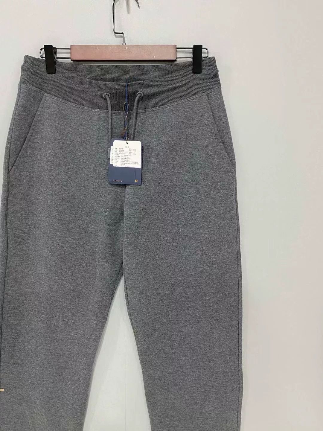 Louis Vuitton Louis Vuitton Gray Logo Sweatpants Size US 26 / EU 42 - 2 Thumbnail