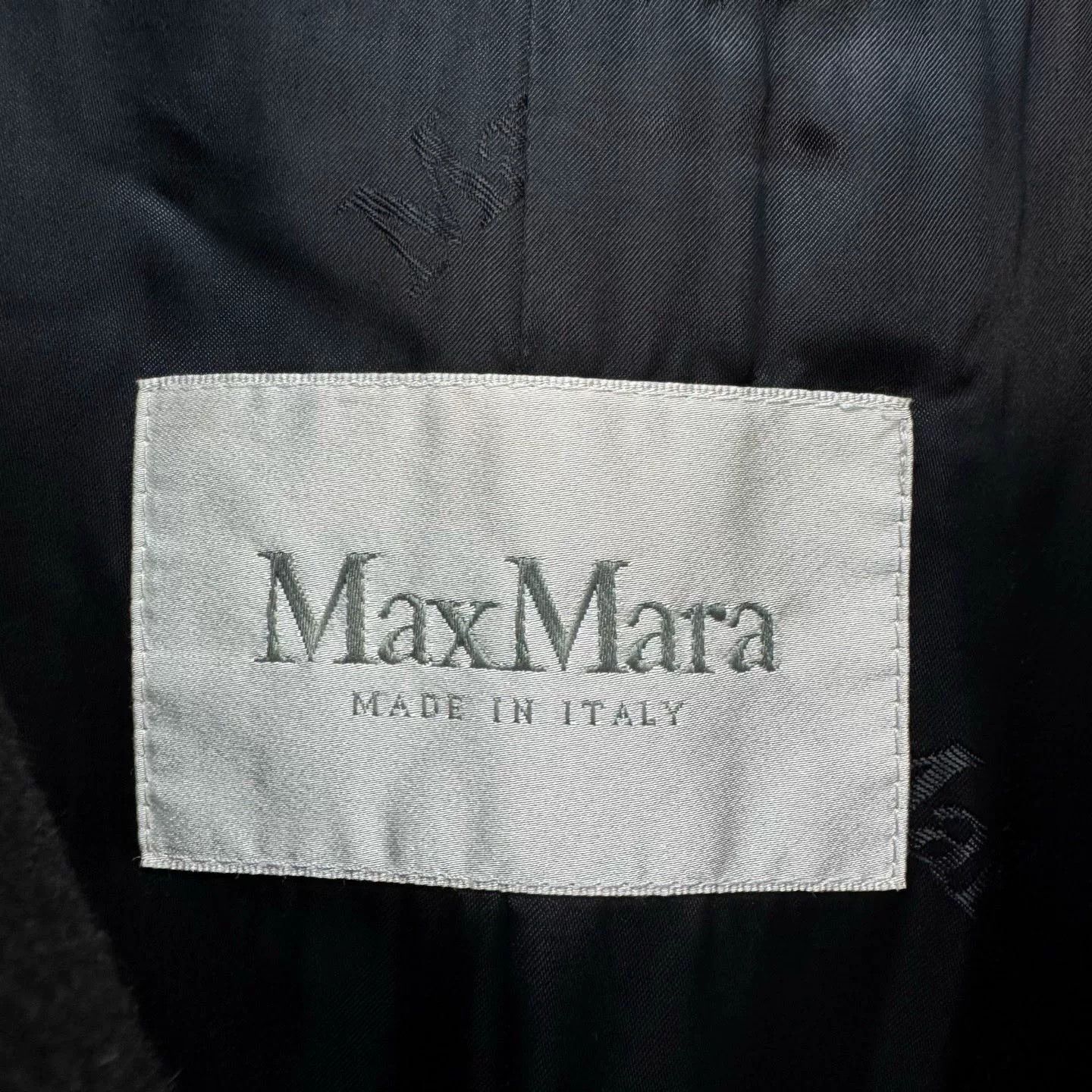 Max Mara black cashmere hooded coat by Maxmara Size US M / EU 48-50 / 2 - 6 Thumbnail