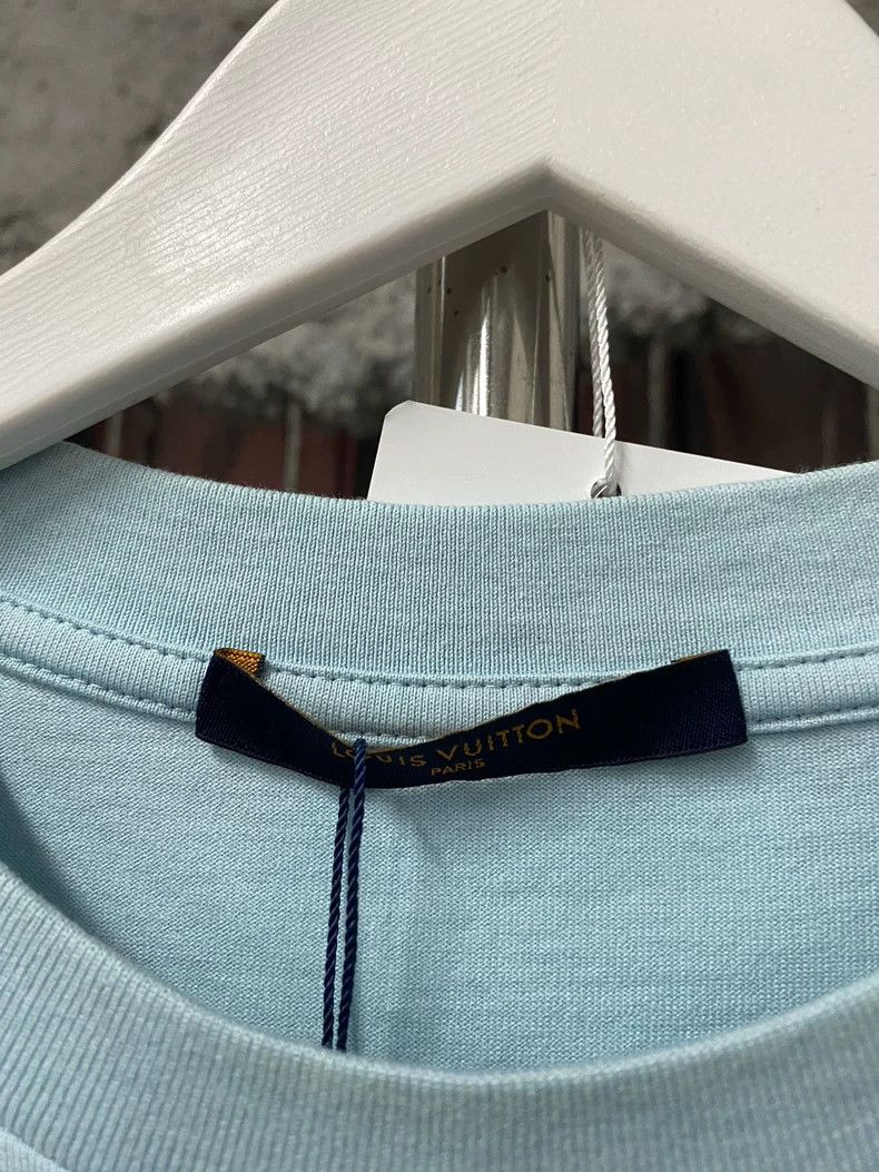 Louis Vuitton Louis Vuitton Gradient Short Sleeve Tee Size US S / EU 44-46 / 1 - 6 Thumbnail