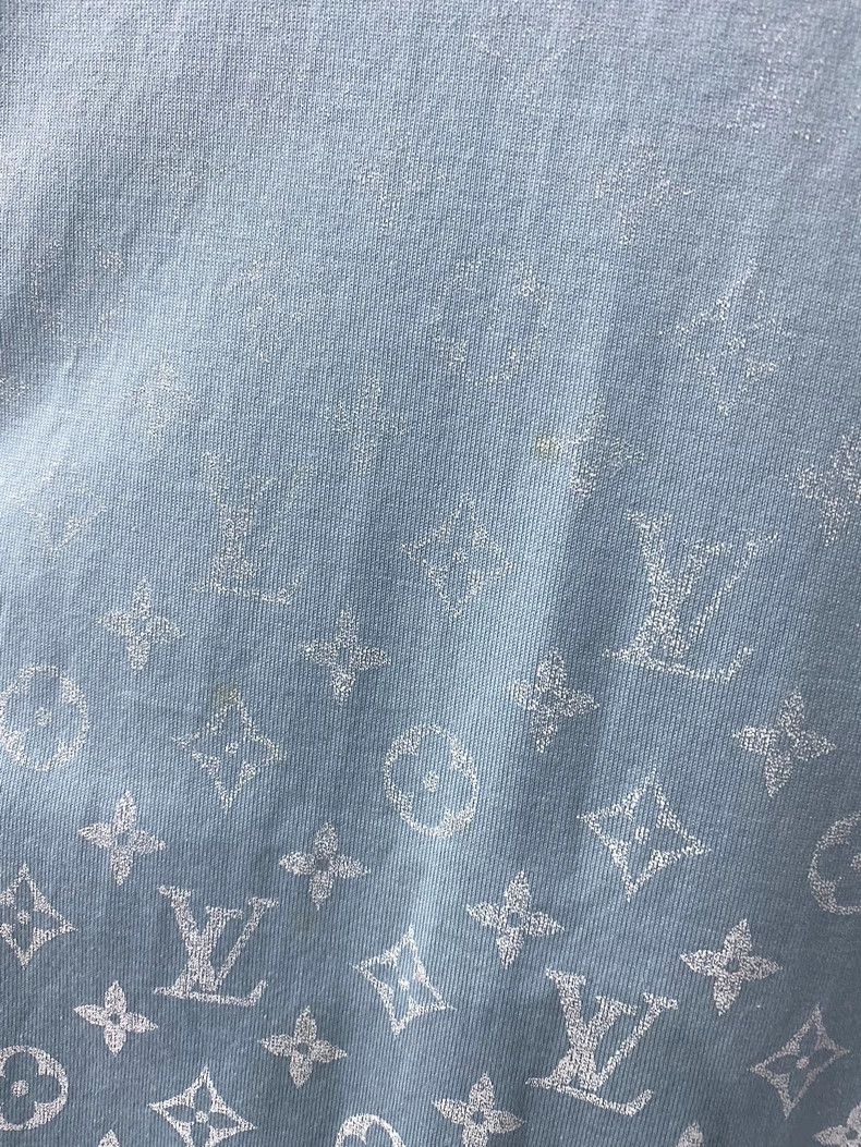 Louis Vuitton Louis Vuitton Gradient Short Sleeve Tee Size US S / EU 44-46 / 1 - 5 Thumbnail