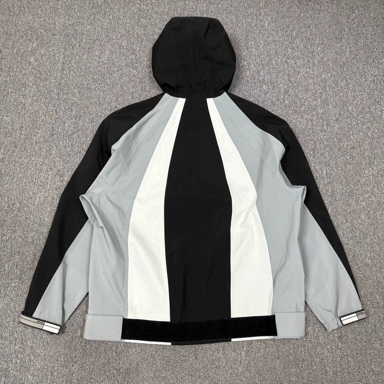 Prada Prada Colorblocked Press-Stud Jacket Size US S / EU 44-46 / 1 - 2 Thumbnail