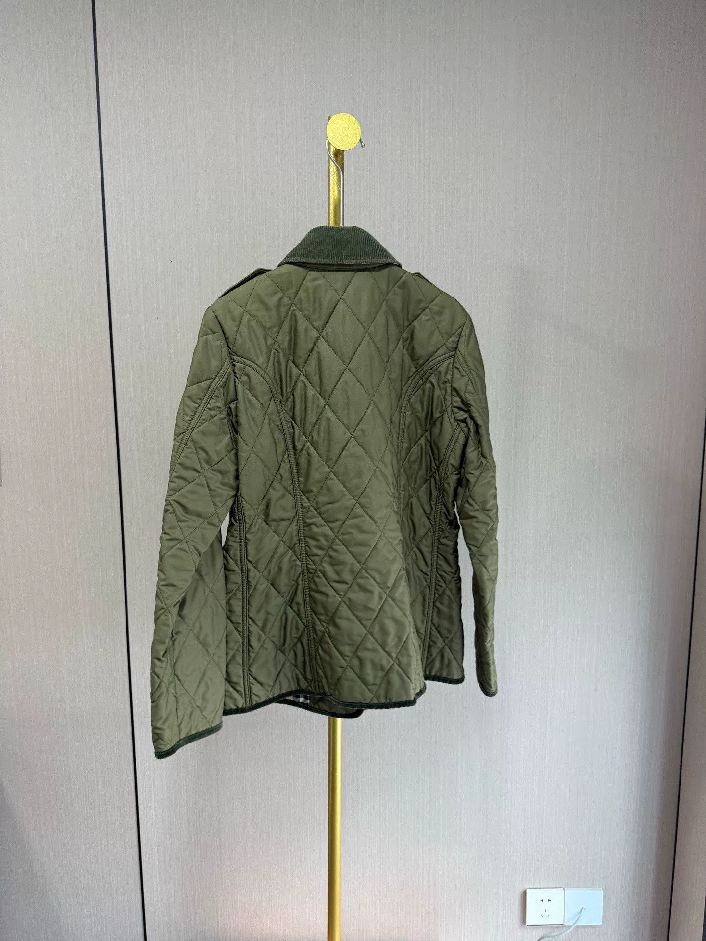 Burberry Burberry Quilted Check Jacket Green Size US M / EU 48-50 / 2 - 2 Thumbnail