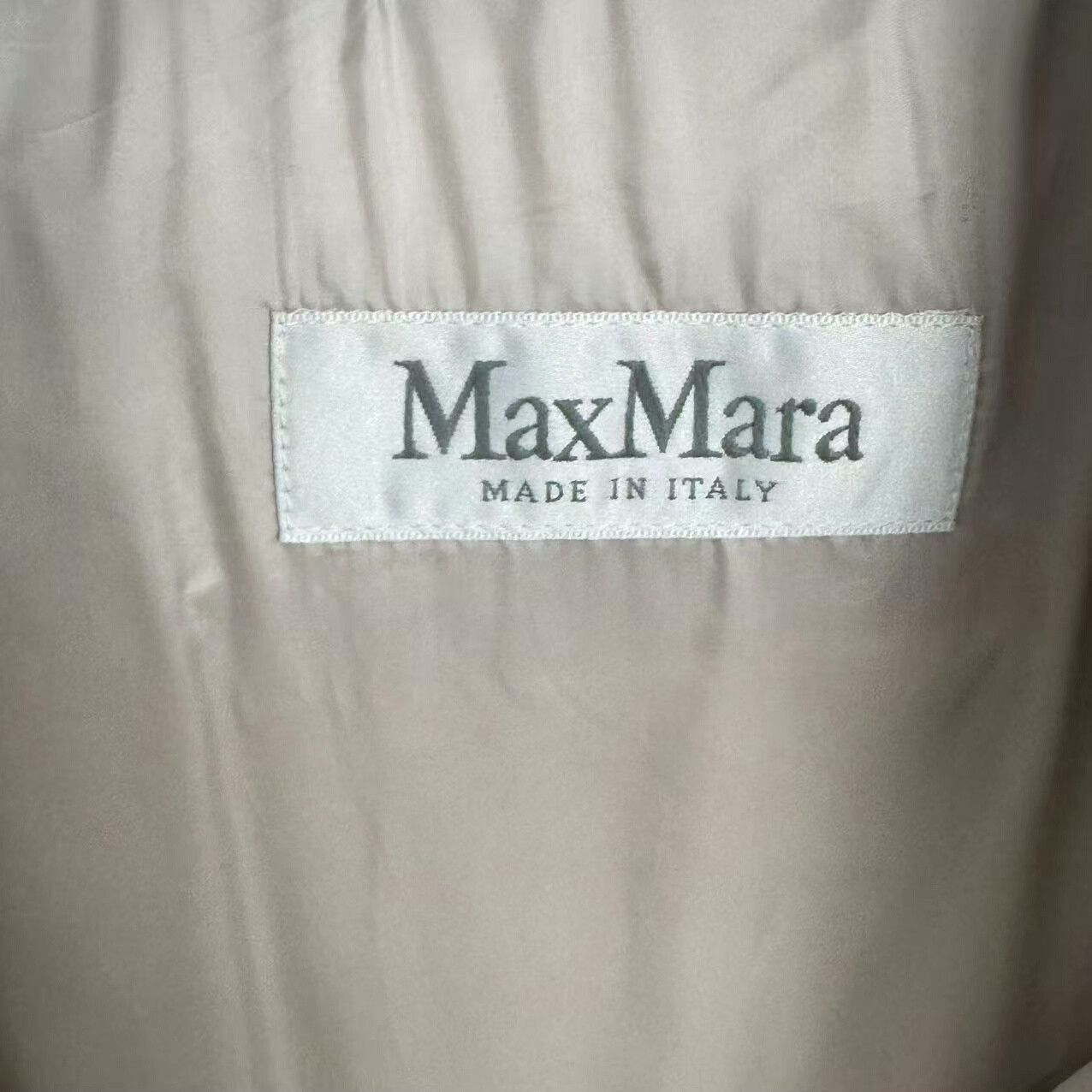 Max Mara maxmara aeroso gray letter print poncho Size M / US 6-8 / IT 42-44 - 4 Thumbnail