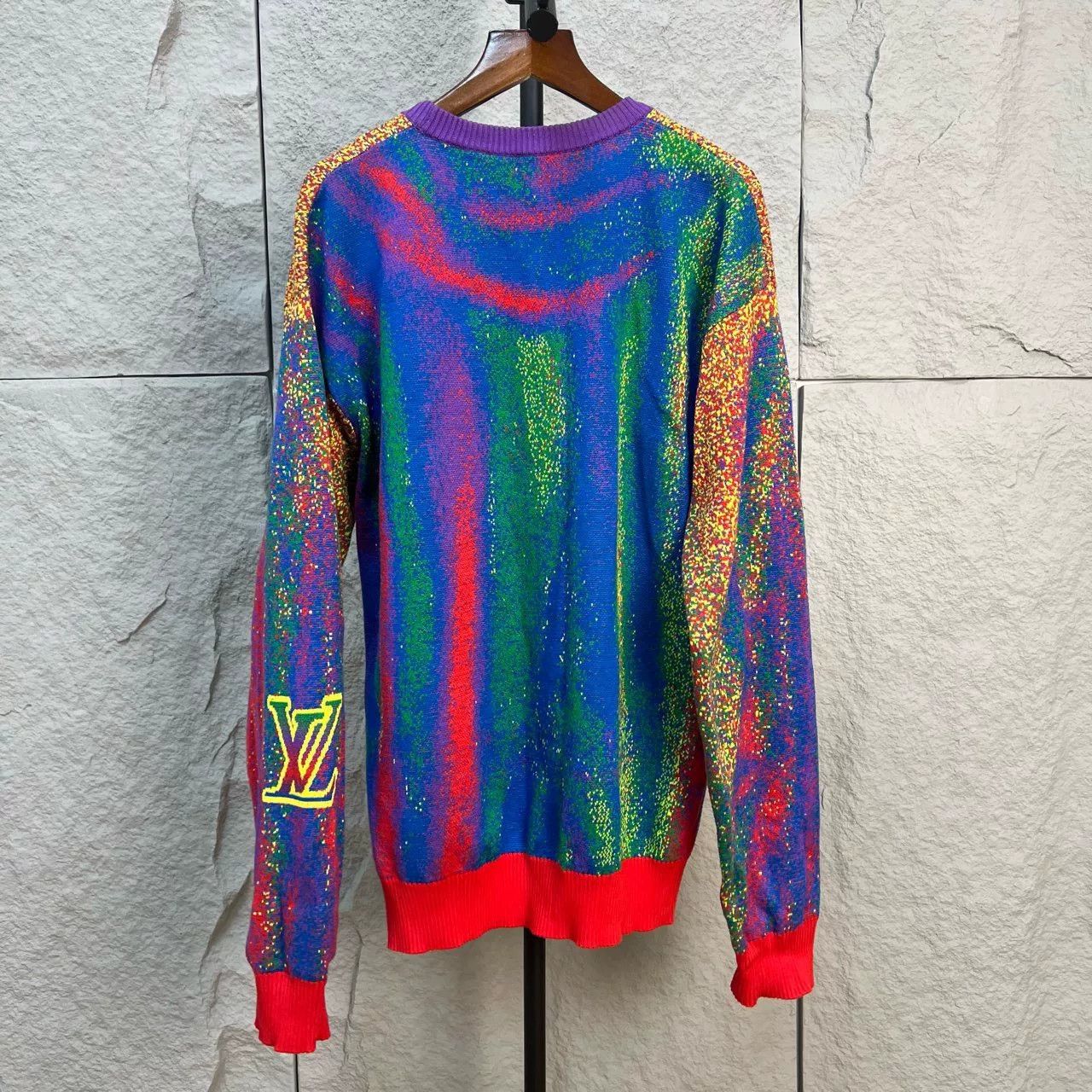 Louis Vuitton LV Embroidered Gradient Crewneck Sweater Size US M / EU 48-50 / 2 - 2 Thumbnail
