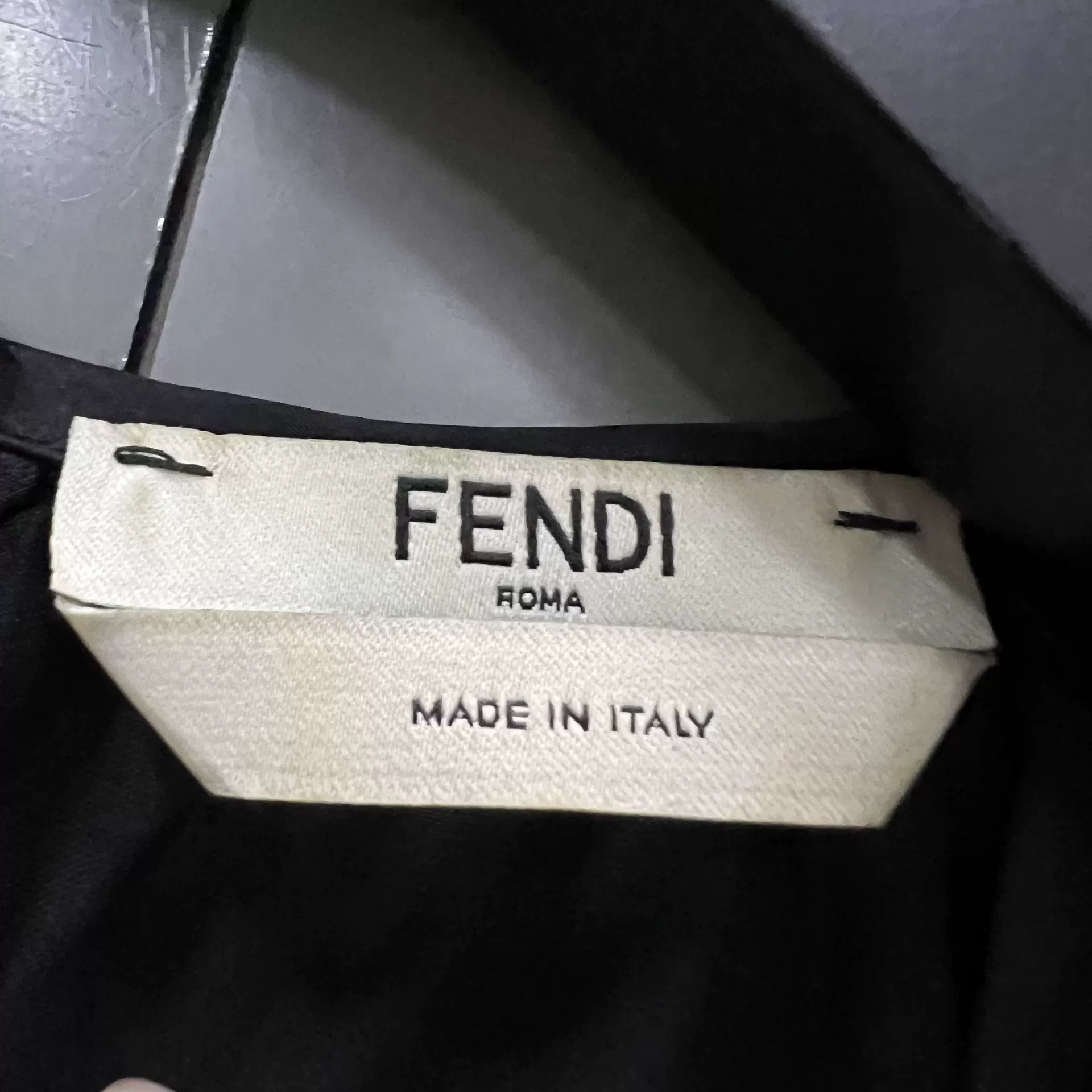 Fendi FENDI Heavy Embroidered Long Sleeve Top Size US S / EU 44-46 / 1 - 4 Thumbnail