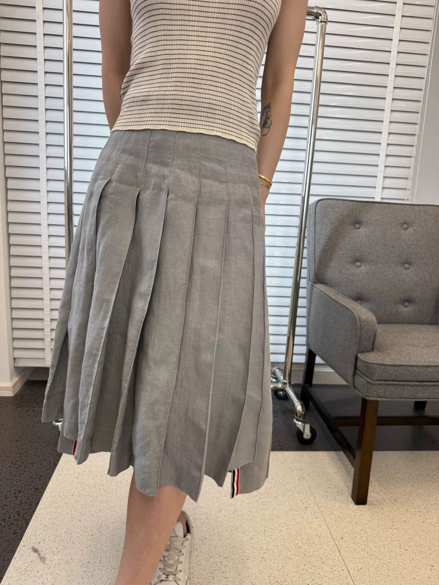 Thom Browne thom browne gray pleated long skirt Size US 36 / EU 52 - 5 Thumbnail