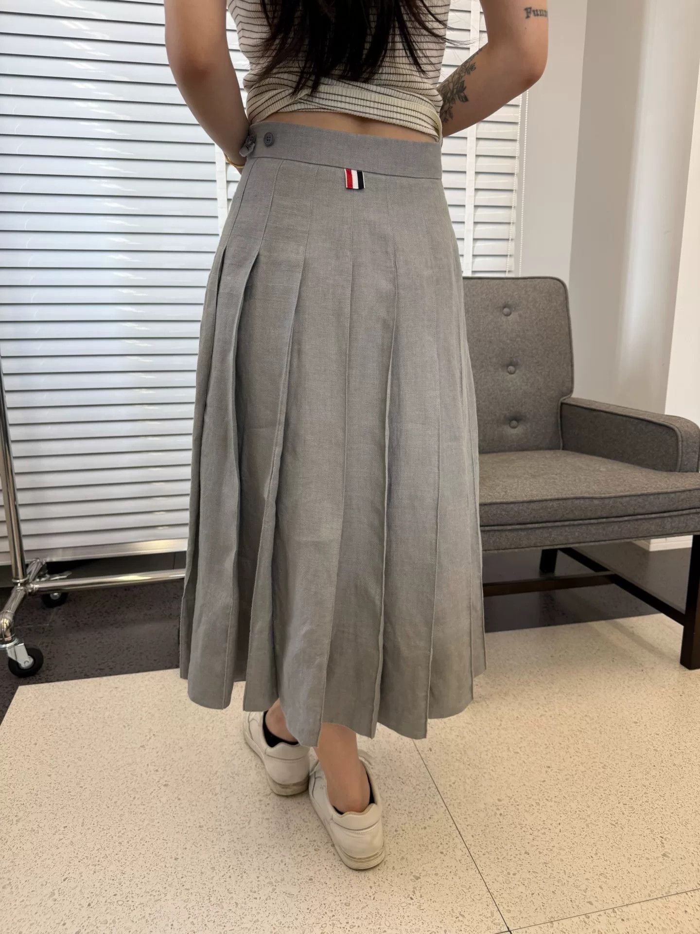 Thom Browne thom browne gray pleated long skirt Size US 36 / EU 52 - 6 Thumbnail