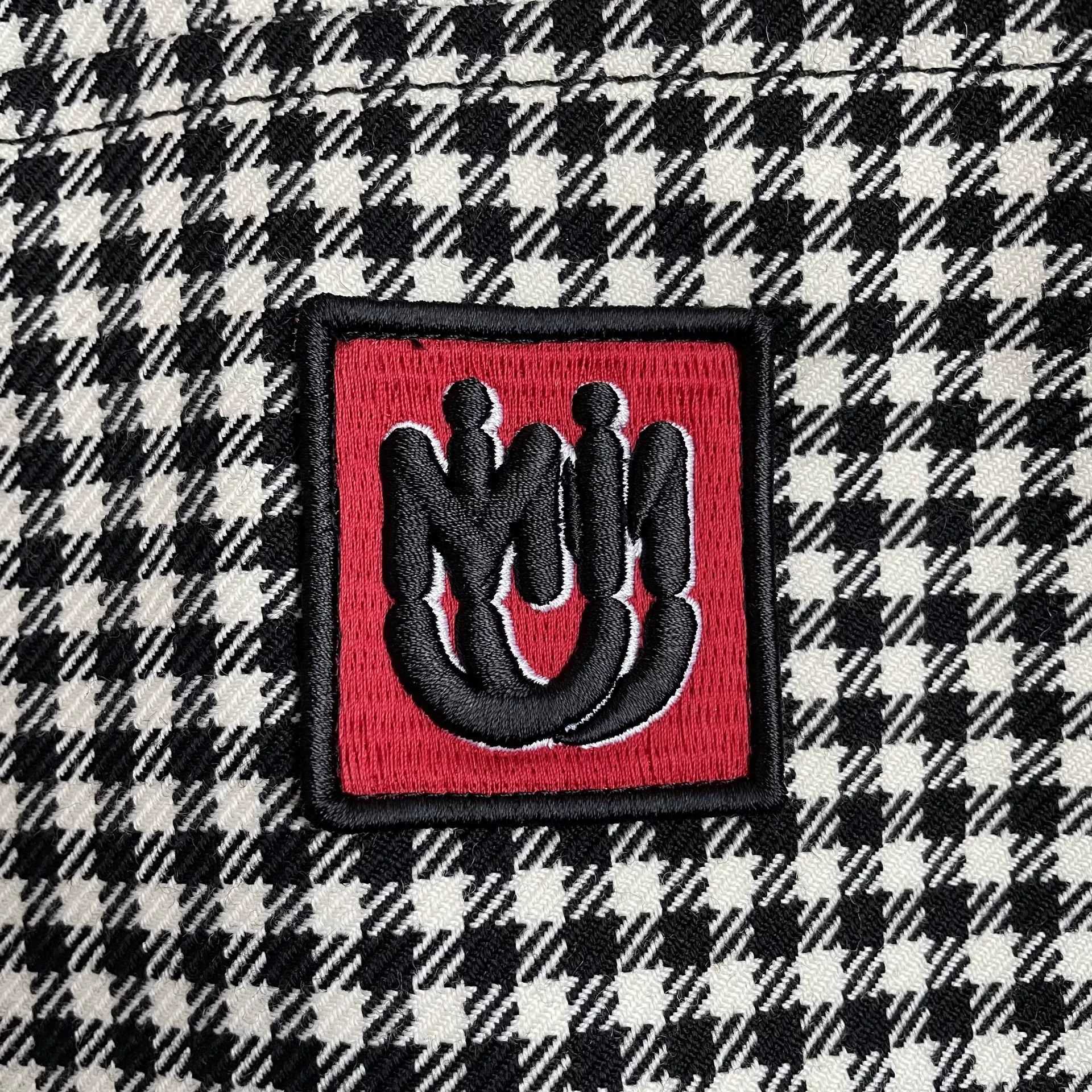 Miu Miu MiuMiu Black and White Houndstooth Wool Jacket Size US S / EU 44-46 / 1 - 3 Thumbnail