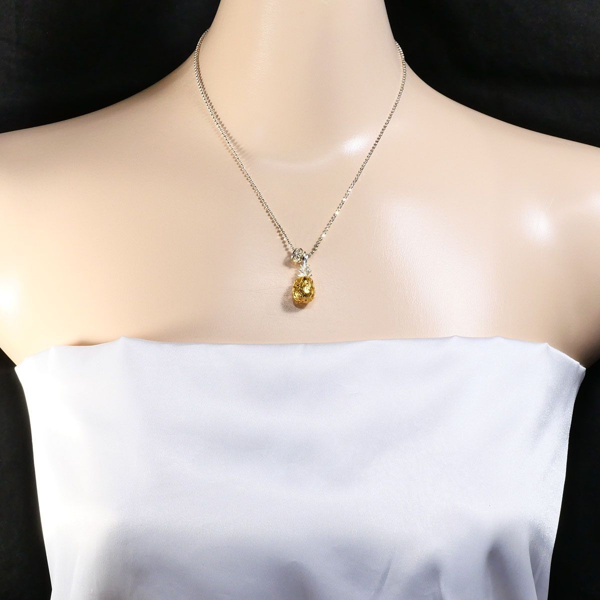 Other Pineapple Necklace Metal Necklace DUTY FREE for USA