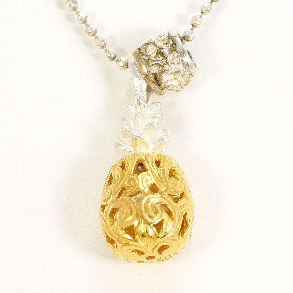 Other Pineapple Necklace Metal Necklace DUTY FREE for USA
