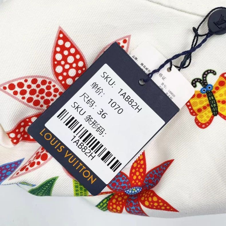 Louis Vuitton Louis Vuitton Kusama collaboration printed belted midi skirt Size US 36 / EU 52 - 7 Thumbnail
