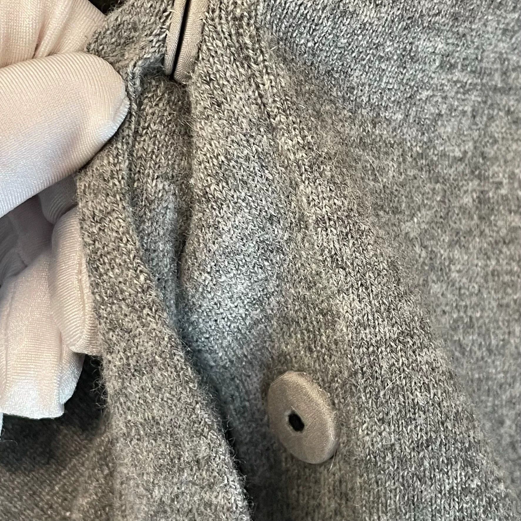 Brunello Cucinelli Brunello Cucinelli Grey Beaded Cashmere Cardigan Size US M / EU 48-50 / 2 - 5 Thumbnail