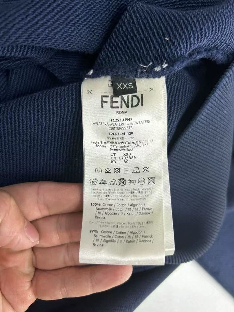 Fendi Fendi Black Blue Gradient Logo Hoodie Size US XXS / EU 40 - 4 Thumbnail