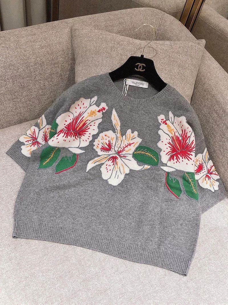 Valentino Valentino Gray Floral Embroidered Cashmere Sweater Size US XS / EU 42 / 0 - 3 Thumbnail