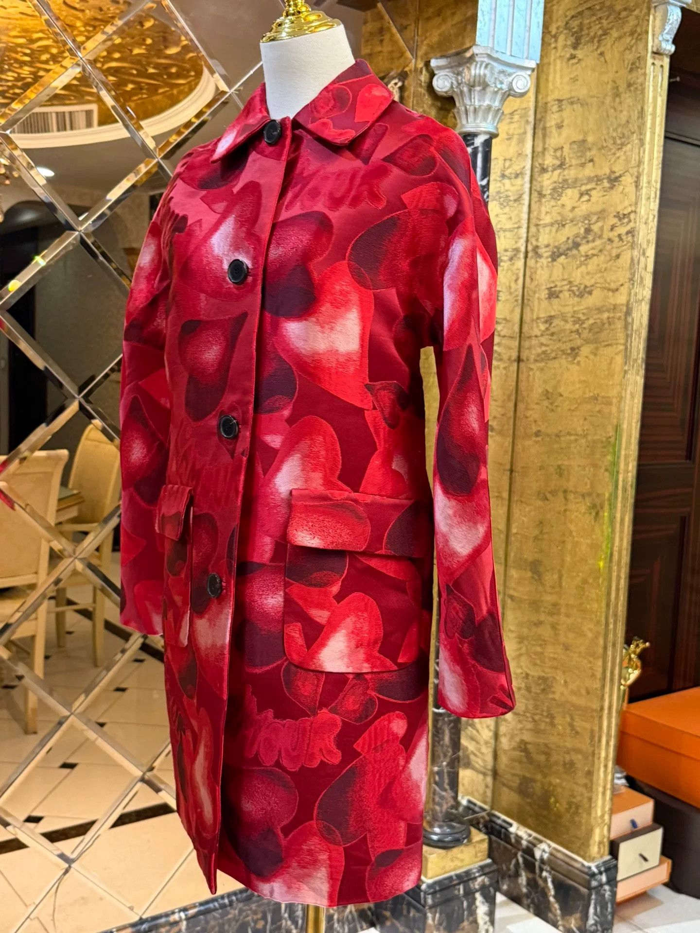 Valentino Valentino Limited Heart Graffiti Coat Size US M / EU 48-50 / 2 - 5 Thumbnail