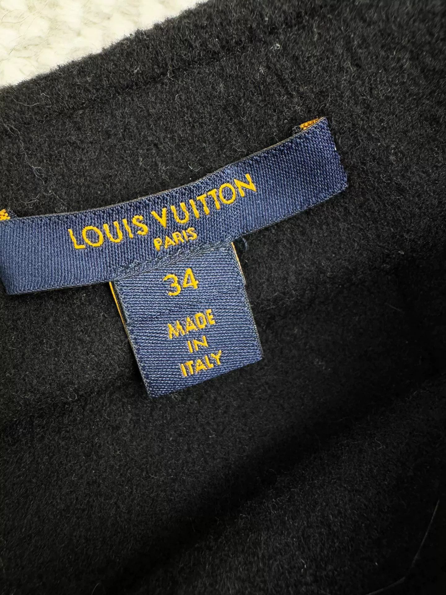 Louis Vuitton Louis Vuitton Wool Mini Skirt Size US 34 / EU 50 - 5 Thumbnail