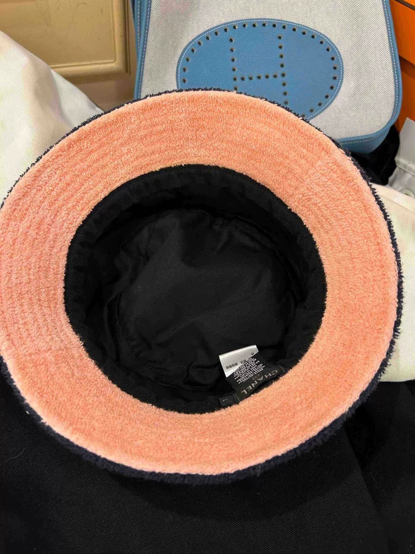 Chanel chanel deep blue and pink bucket hat Size ONE SIZE - 2 Thumbnail