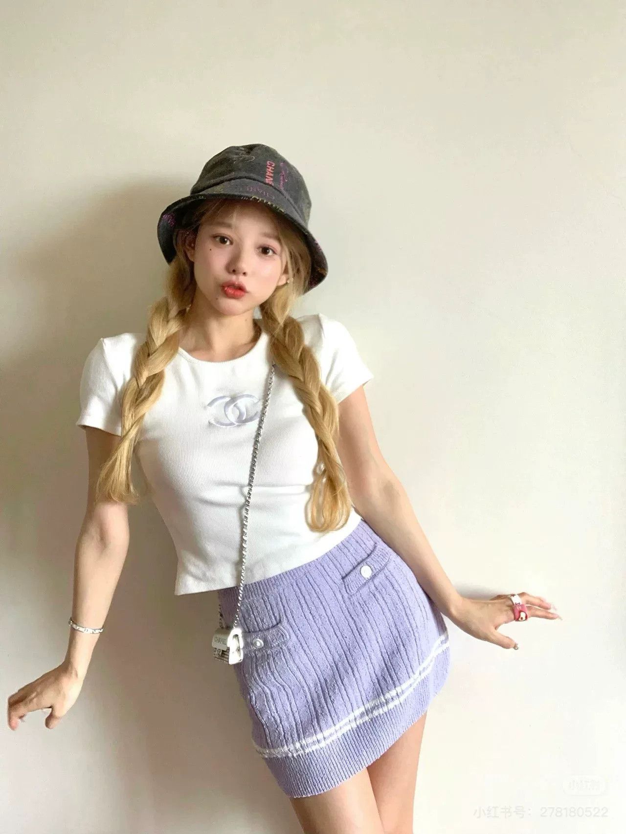 Chanel purple knitted mini skirt by Chanel Size US 36 / EU 52 - 8 Thumbnail