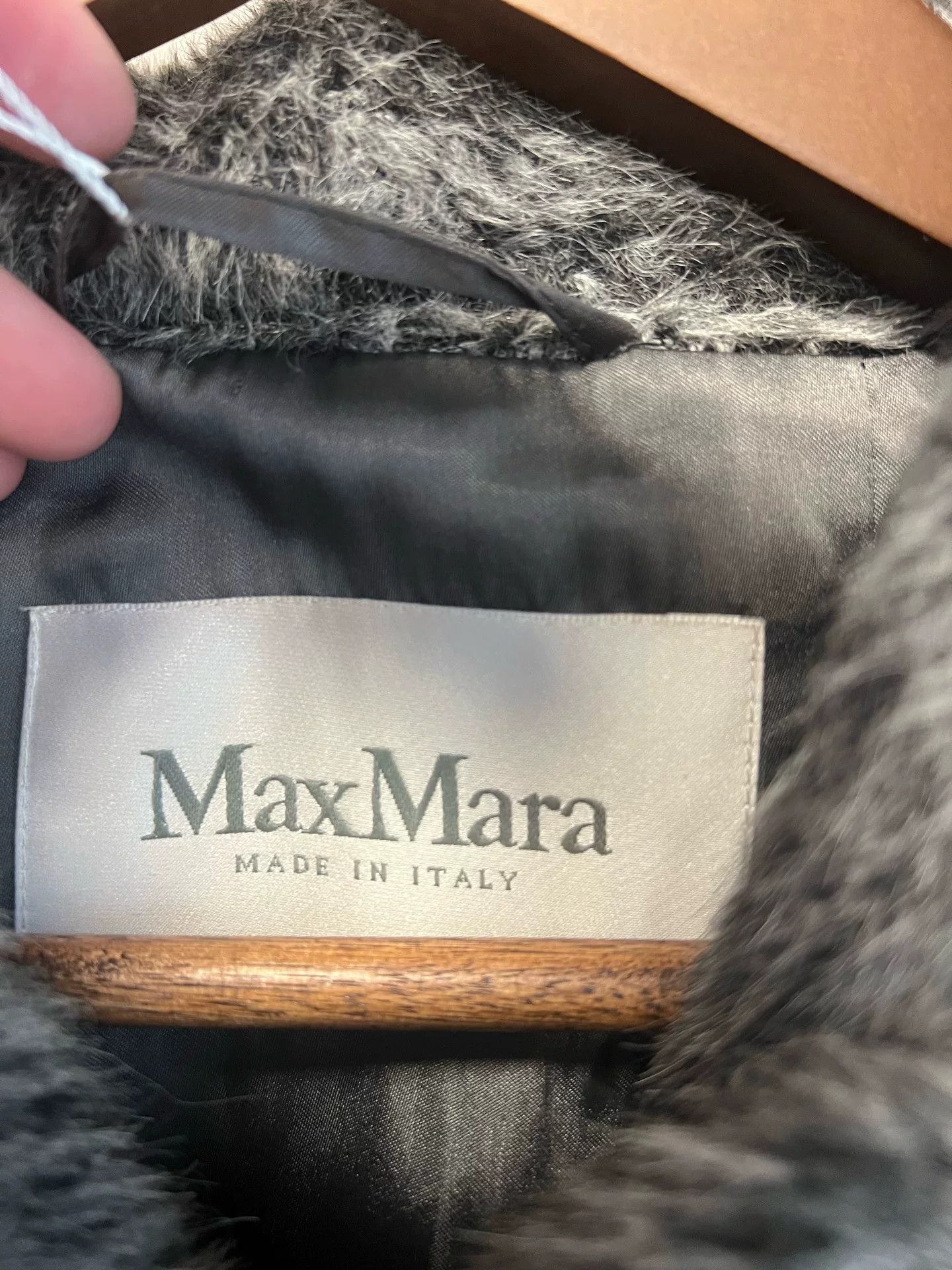 Max Mara gray wool collar coat from MaxMara Size US XS / EU 42 / 0 - 3 Thumbnail