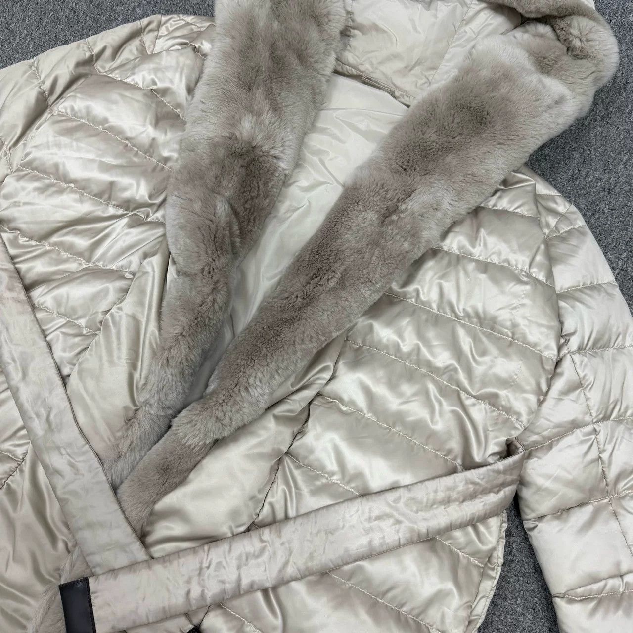 Max Mara Maxmara Long Down Fur Coat Size 36 Size US S / EU 44-46 / 1 - 3 Thumbnail