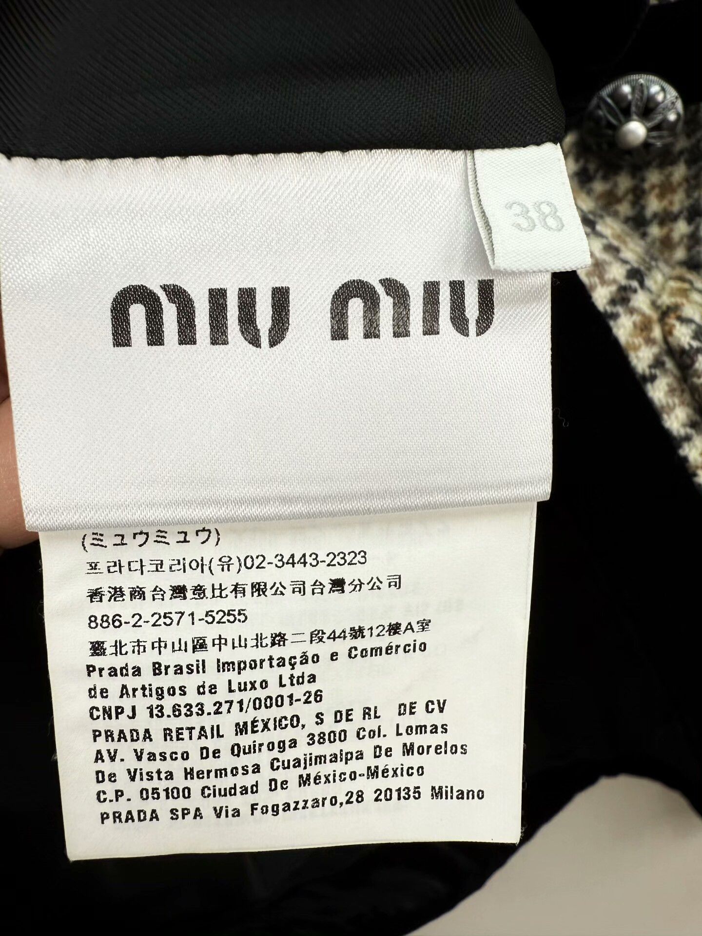 Miu Miu miu miu tweed cropped jacket in black beige Size US M / EU 48-50 / 2 - 5 Thumbnail